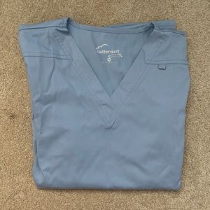 UA Butter-Soft Scrub Top